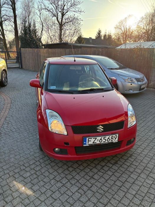 Suzuki Swift 2007r 1.3 Czerwony Bezwypadkowy