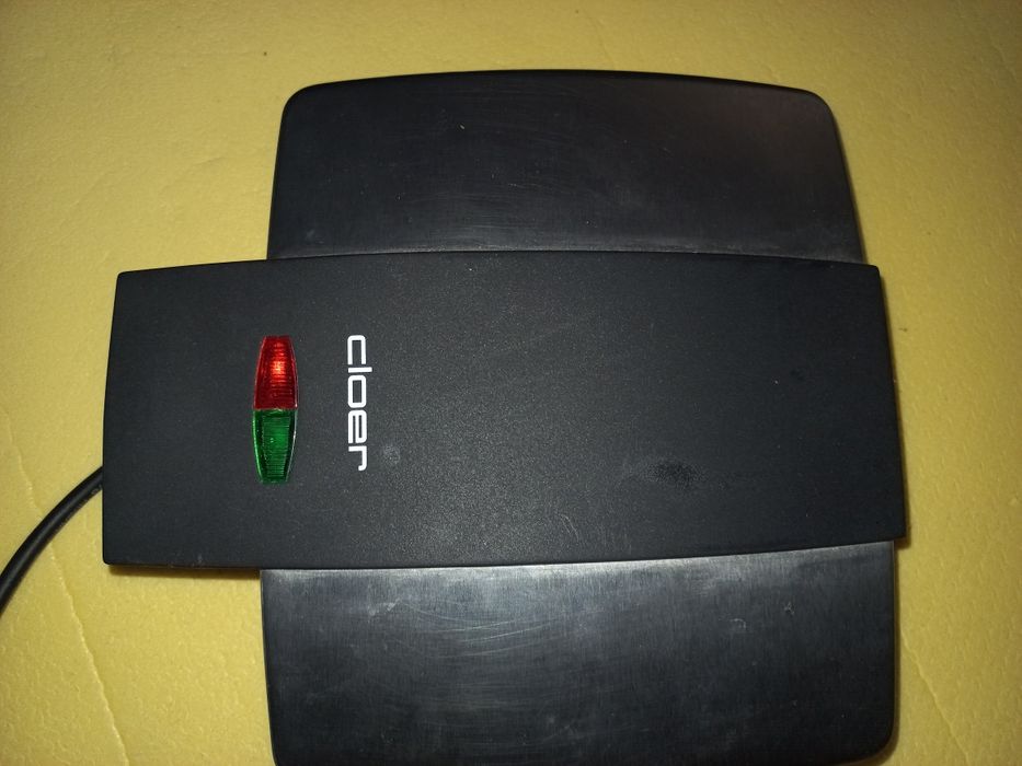 Продам сендвічницю ( для гарячих бутербродів)