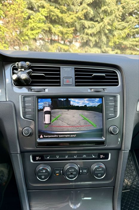Volkswagen e-Golf 2016 VIN WVWZZZAUZHW901650 фото оголошення 16 з 17