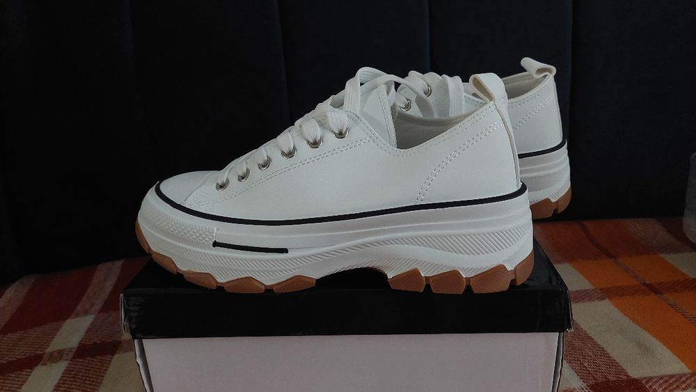 Trampki buty na platformie 38