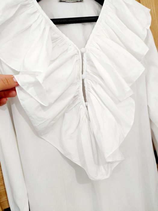 Biała sukienka koszulowa Reserved dluga koszula roz L duży kołnierz