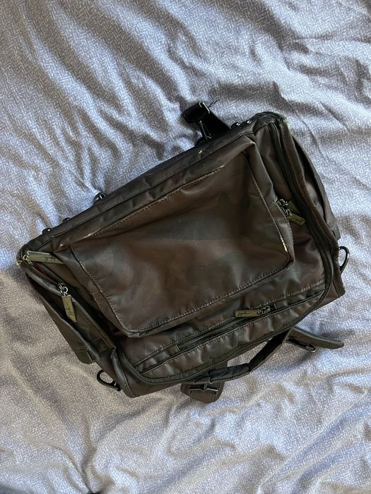 Сумка рюкзак чорного кольору