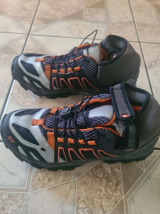 Buty trekingowe Quechua rozm. 39