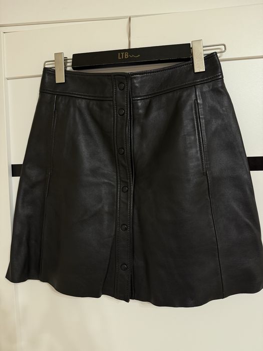 Шкіряна спідниця Massimo Dutti