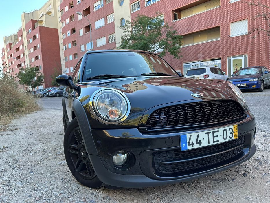Mini Cooper Clubman 1.6D pack chili