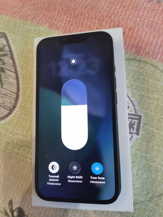 Продам iPhone 13, 128 Гб