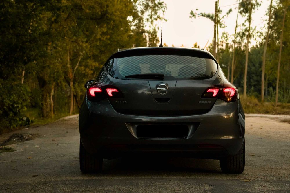 Opel Astra 1.3 CDTi Cosmo Start/Stop