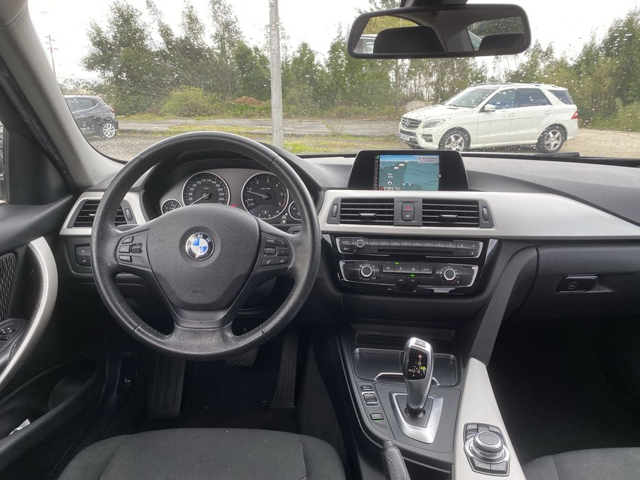 BMW 318d Auto 150cv - Nacional