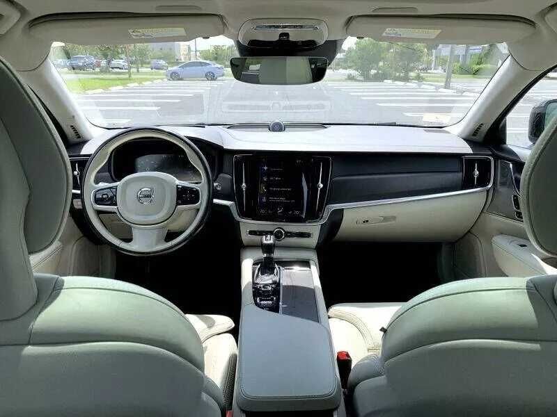 2017 Volvo V90 T6 AWD