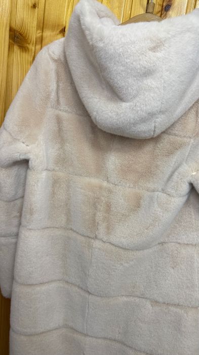 Стильна еко-шубка трансформер