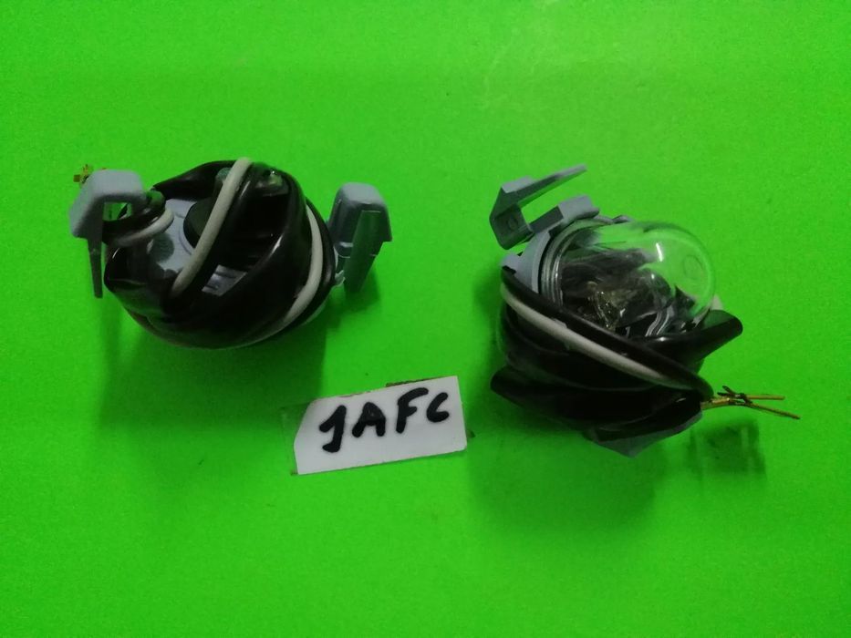 Farolim luz da chapa da matricula Toyota Hilux LN85 LN145