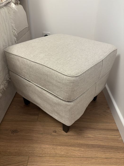 Podnózek , pufa  ikea