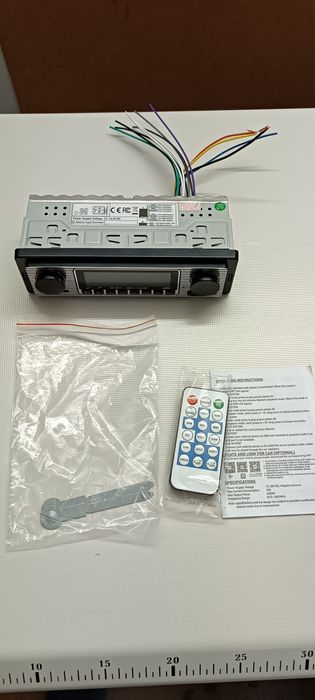 Podobizna Radia safari 5 z bluetooth