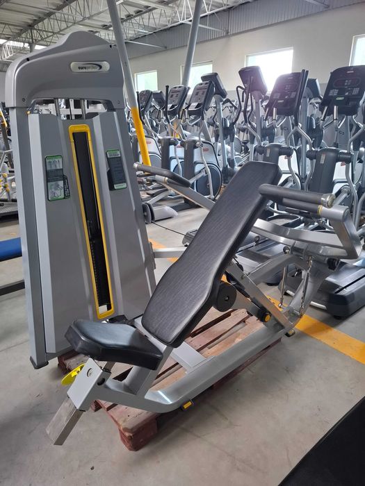 Maszyna na barki, shoulder press, nowa - wyprzedaż