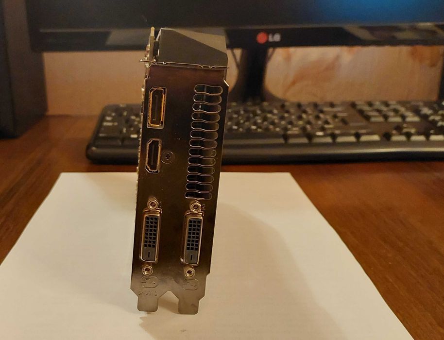 Відеокарта GIGABYTE GTX 1060 Mini ITX OC 3GB у гарному стані!