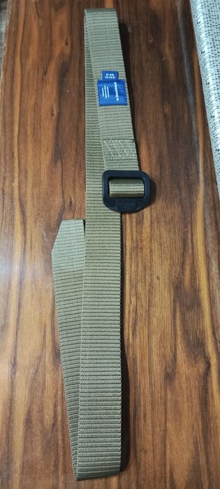 Pasek Propper taśma nylonowa, bezpieczna klamra, wytrzymały.