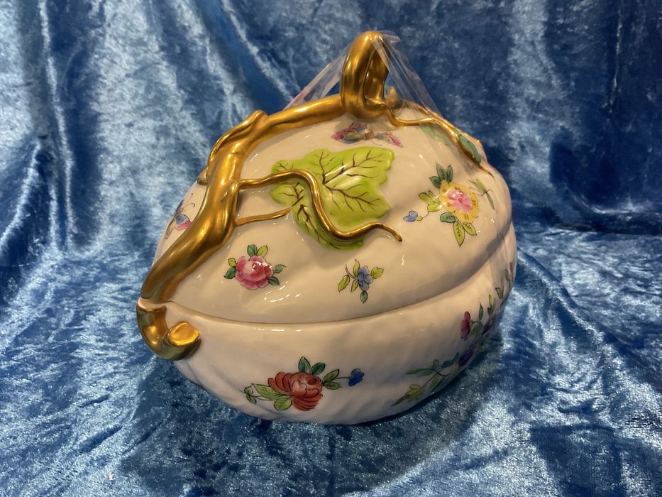 Caixa melão vintage vista alegre com 18 cm .anuncios abaixo