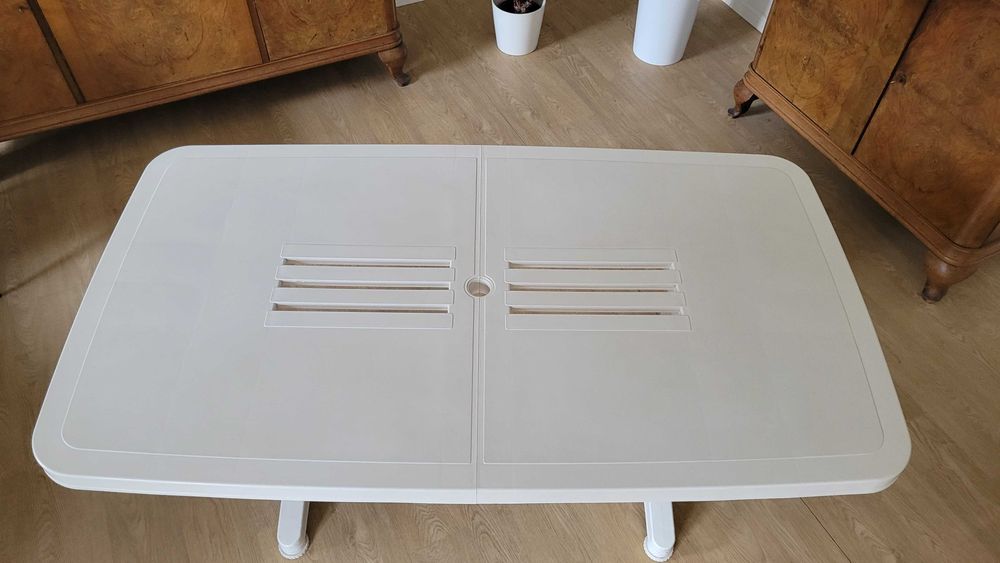 Stół ogrodowy biały rozkladany 160x90x75