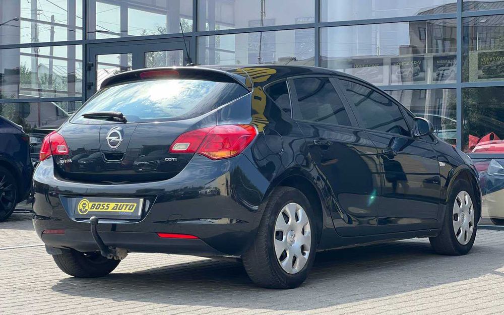 Opel Astra 2012 1.7