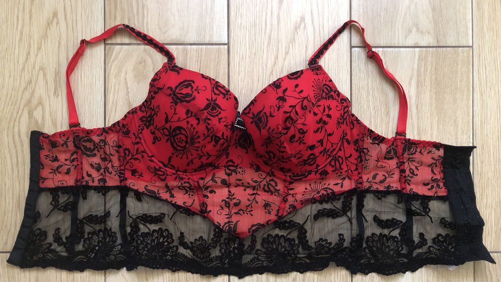 Czarno-czerwony gorset Kris Line 75DD