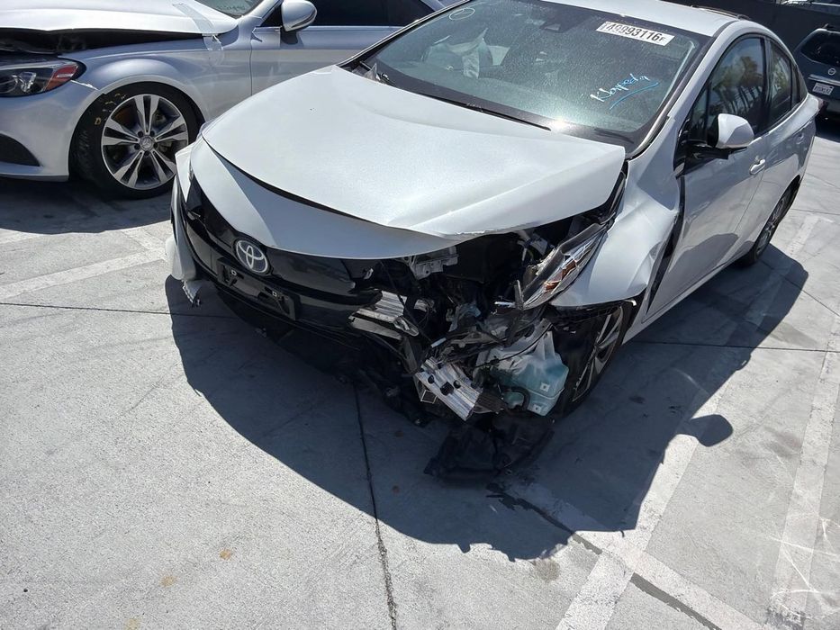 Продам авто Toyota Rrius Prame