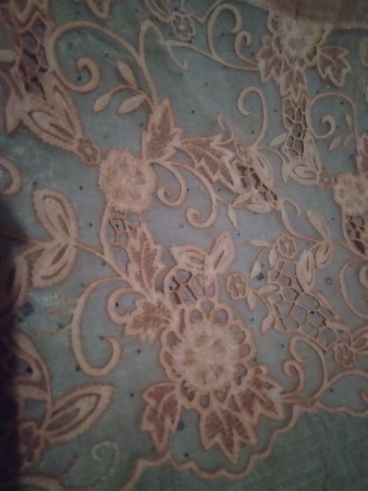 Ажурний жіночий шарфик