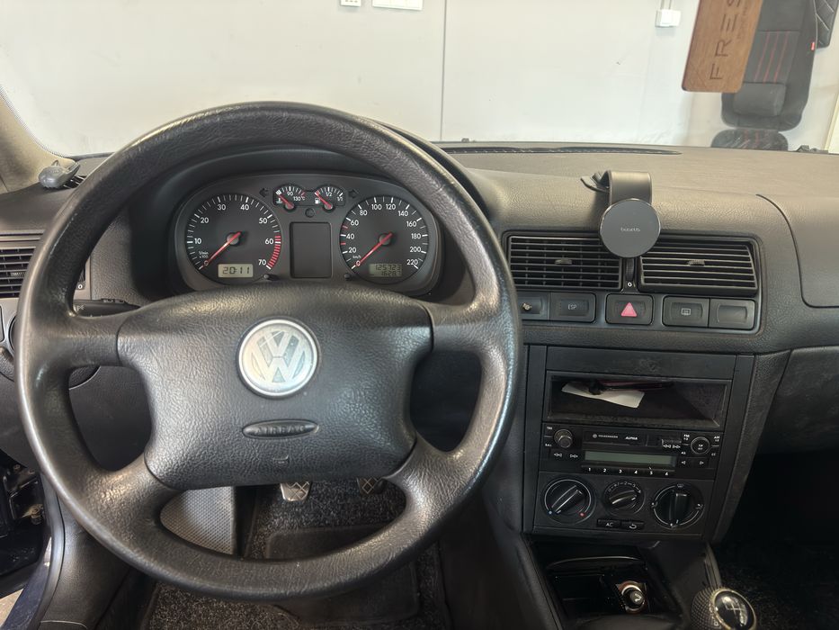 Volkswagen Golf 4