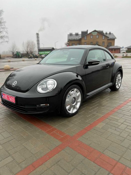 Volkswagen beetle 2012