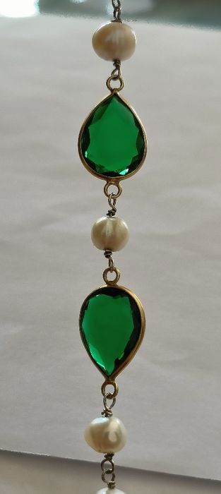 Pulseira em prata pérolas com pedra verde