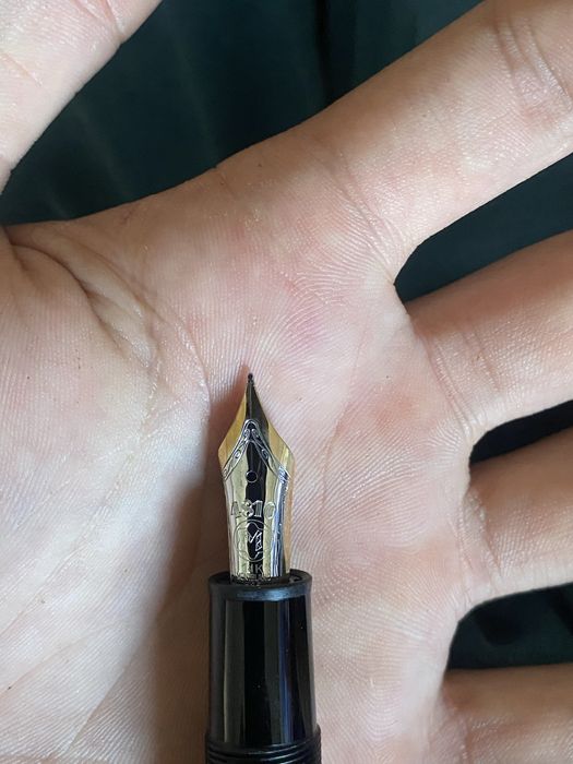 Caneta Tinteiro Montblanc Meisterstück Classique 145 – Ouro 14K Bicolor (Escrita F)