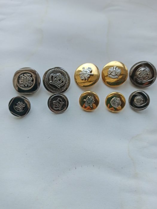 Резинка кругла. Диаметр 2 та 3 мм. Гудзики металопластикові.