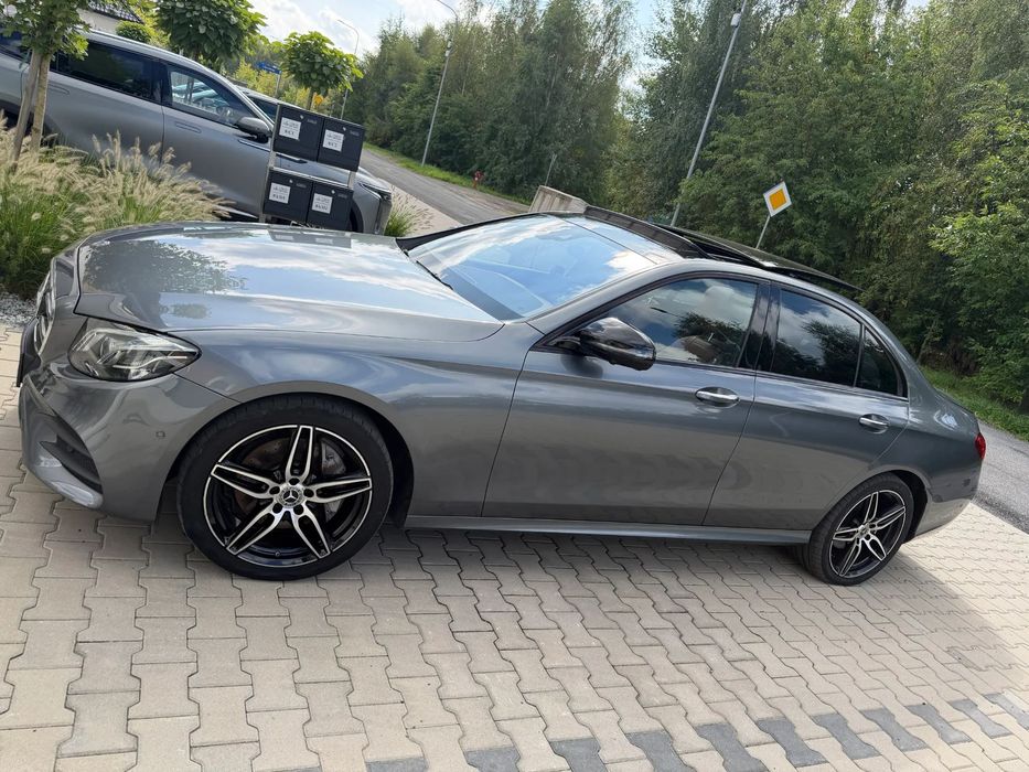 Mercedes-Benz Klasa E