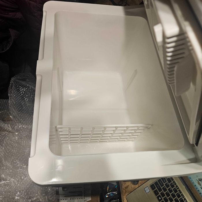 Lodówka turystyczna 40l z kółkami 12 i 230 V do samochodu, na kemping