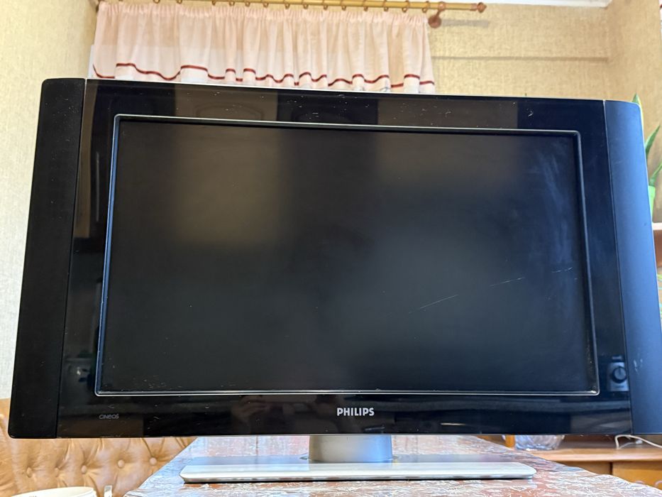 Телевизор Philips 32 дюйма, полностью рабочий