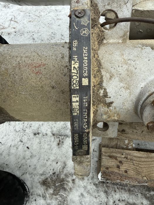 Продам изолятор новые