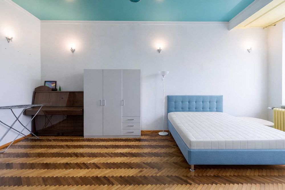 4-кімнатна квартира на продаж у Львові біля центру