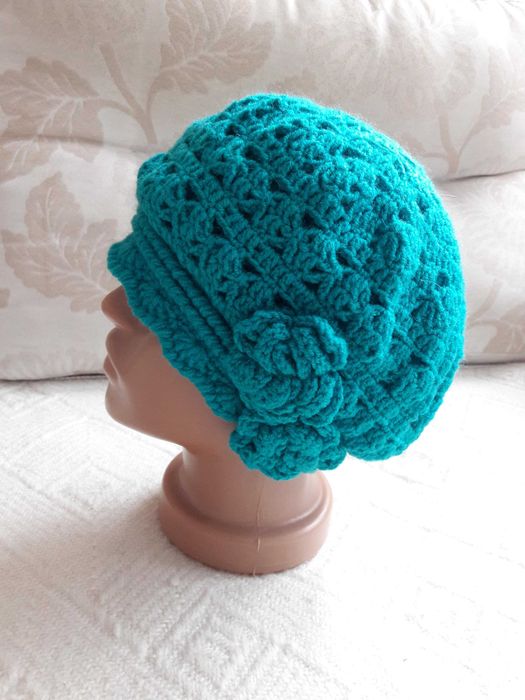 Новый теплый двойной берет с цветком