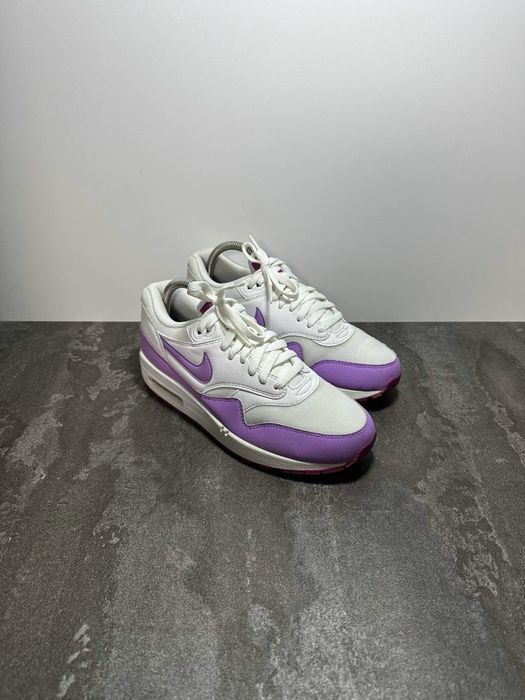 Кросівки Nike Wmns Air Max 1 Essential