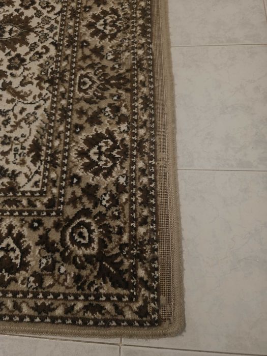 Tapete Clássico Bege e Castanho - 150x200 cm