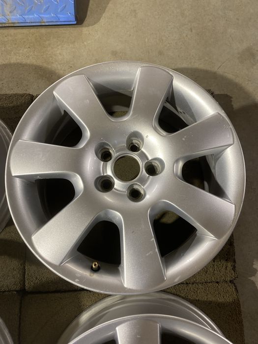 29. Felgi borbet 16 6.5jx16 et42 5x100 vw skoda audi seat wysylam