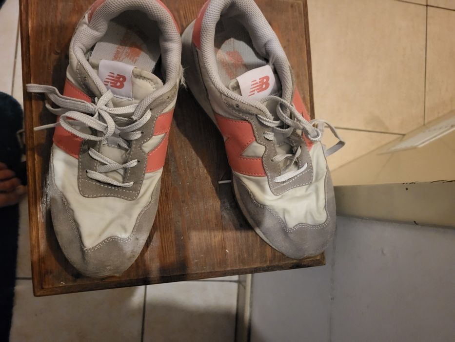 Buty damskie New Balance 40