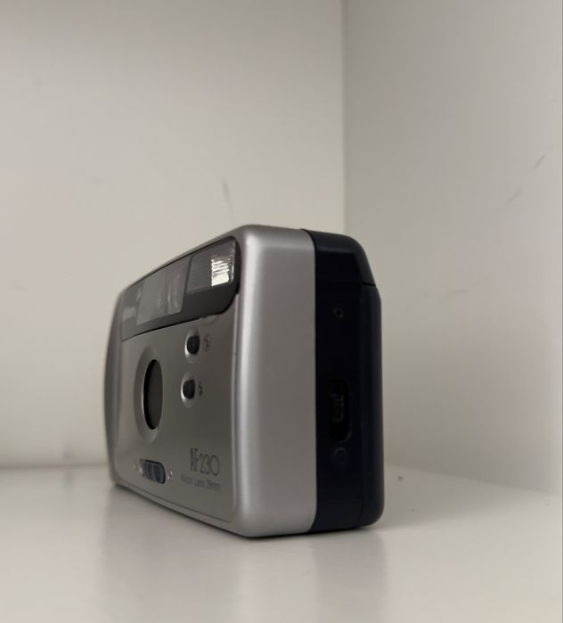 Nikon AF230 – Máquina Fotográfica Analógica 35mm | Caixa e Bolsa Original