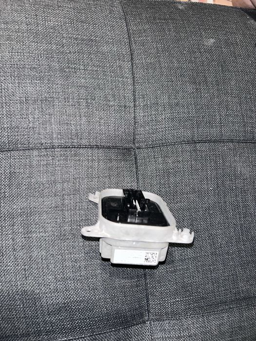 Balastro xénon TESLA MODEL Y
