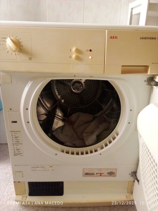 Maquina secar roupa com gaveta