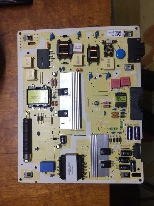 Продам материнки и блоки питания телевизоров.
