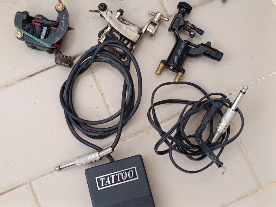 Conjunto de máquinas tatuagem