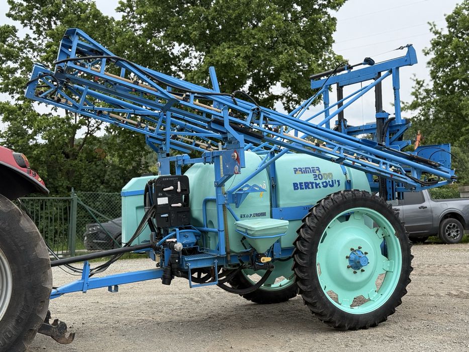 Berthoud Primer 2000Litrów 18m Opryskiwacz tecnoma Ciągany amazone