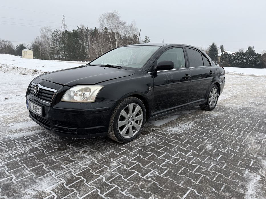 Toyota Avensis 1.8 benzyna 2004