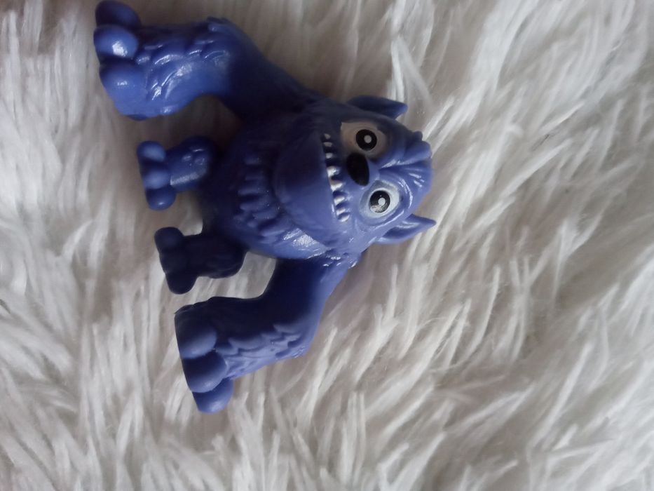 Figurka potworek monster