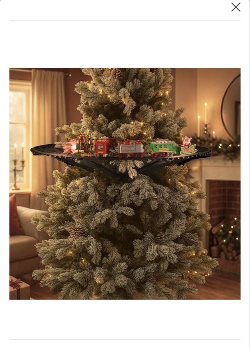 Новорічний різдвяний експрес-поїзд на ялинку